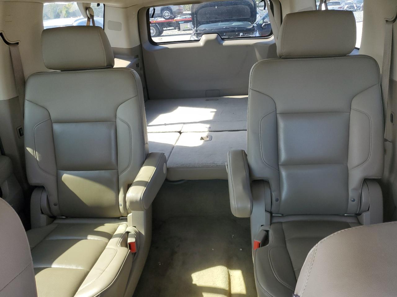 2016 GMC Yukon Xl C1500 Slt VIN: 1GKS1GKC1GR483465 Lot: 90952605