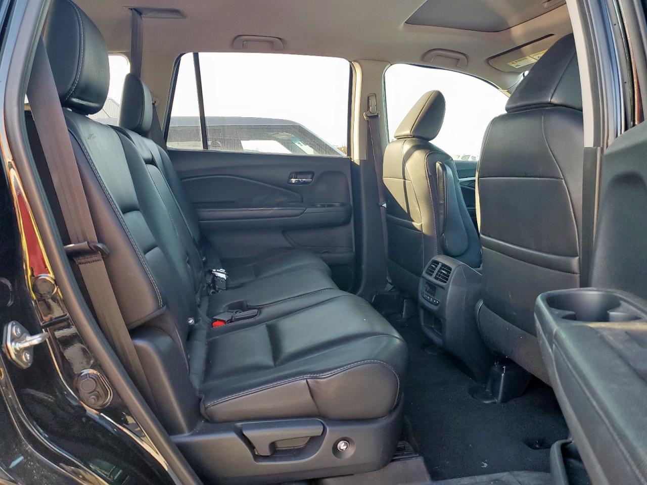 2017 Honda Pilot Exln VIN: 5FNYF5H71HB000229 Lot: 91993725