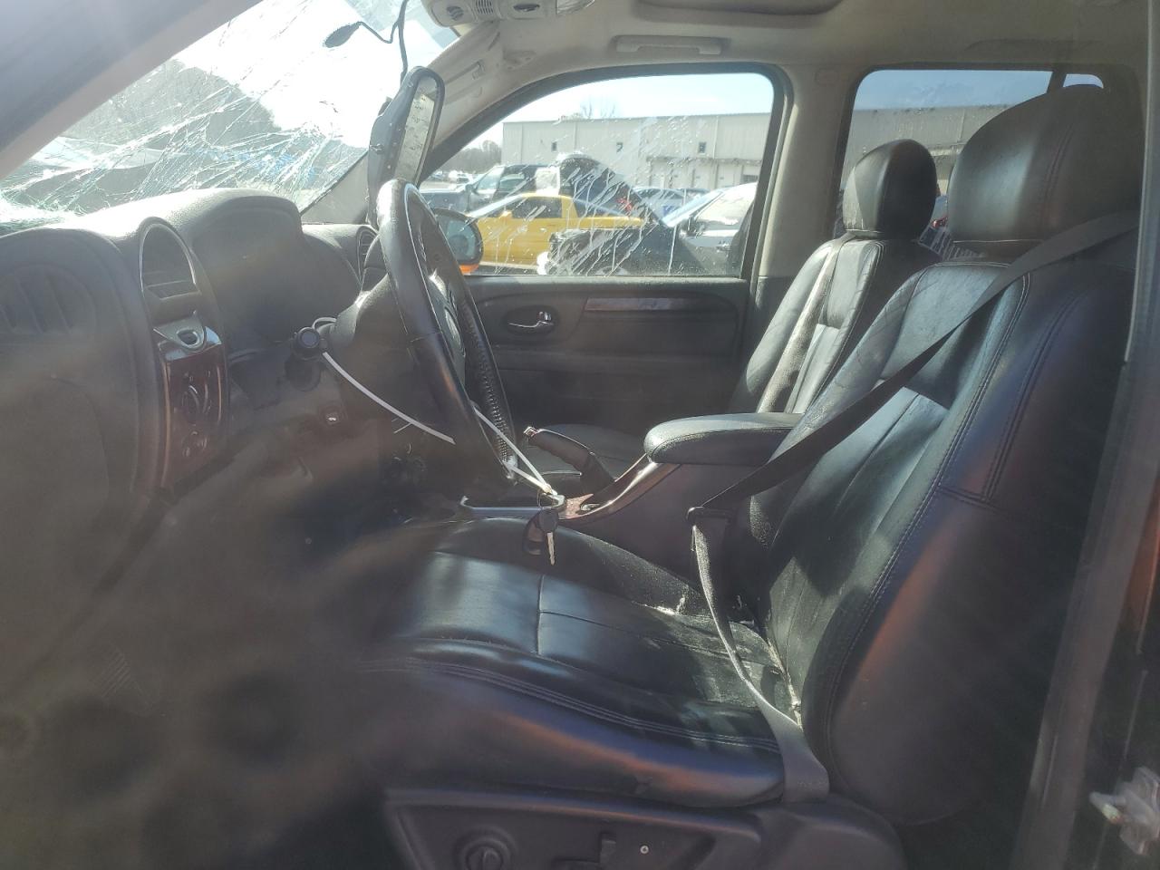 2005 GMC Envoy VIN: 1GKDT13S852353467 Lot: 92055375