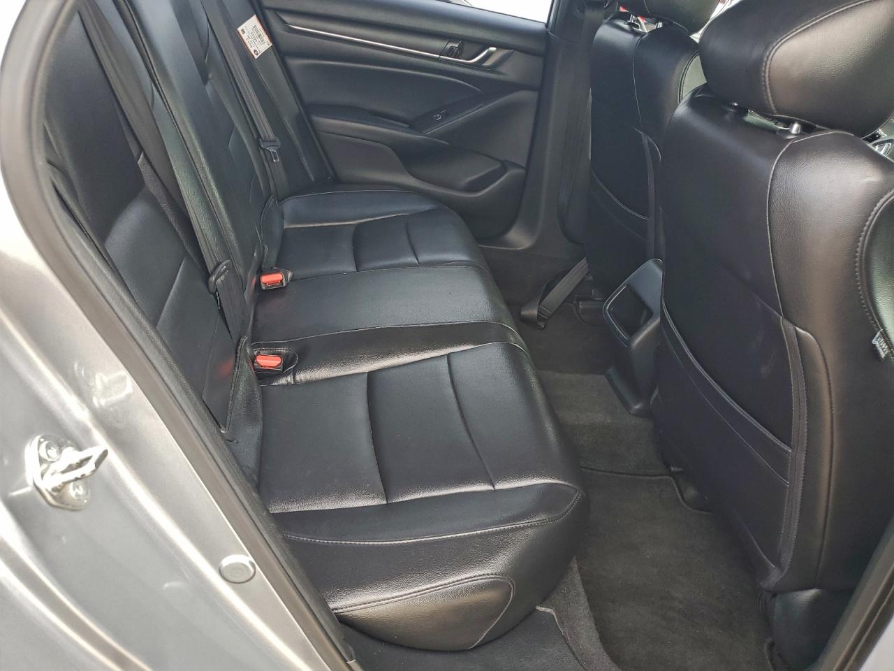 2018 Honda Accord Sport VIN: 1HGCV1F37JA097300 Lot: 94168065