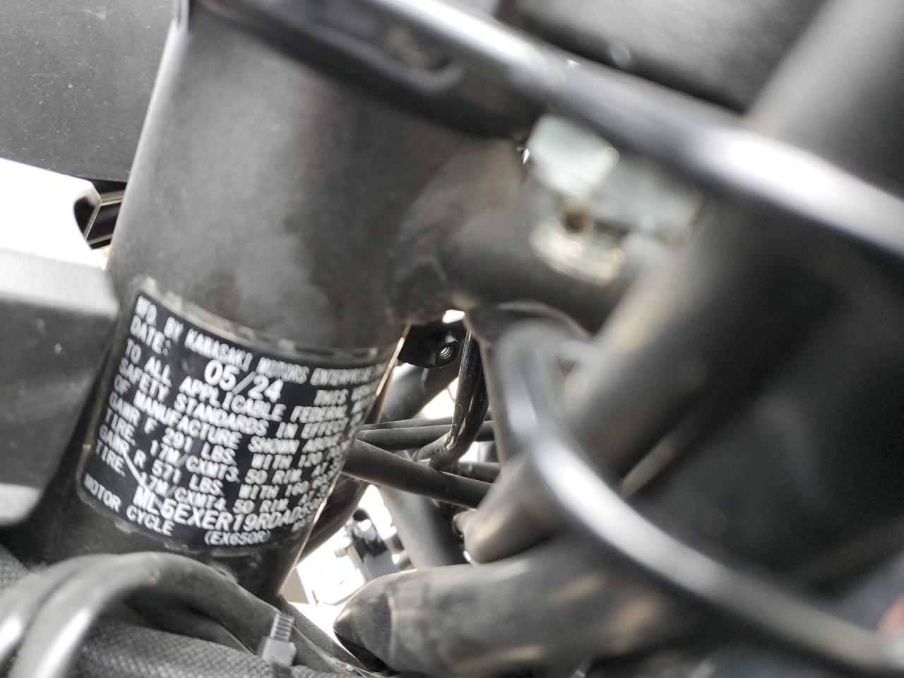 2024 Kawasaki Ex650 R VIN: ML5EXER19RDAD5967 Lot: 85409125