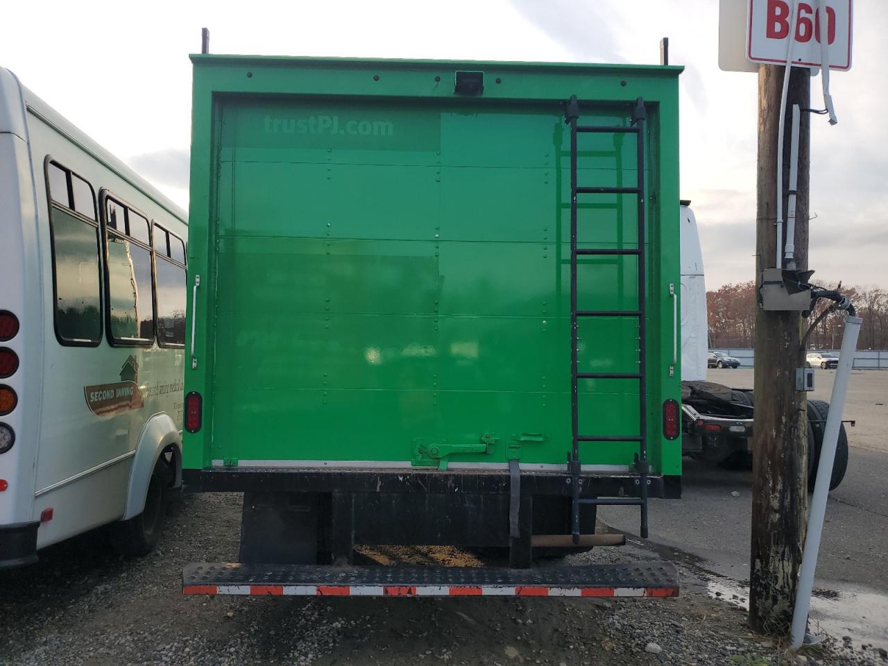 2021 Ford Transit Box Truck VIN: 1FDBF6PG3MKA05874 Lot: 93593995