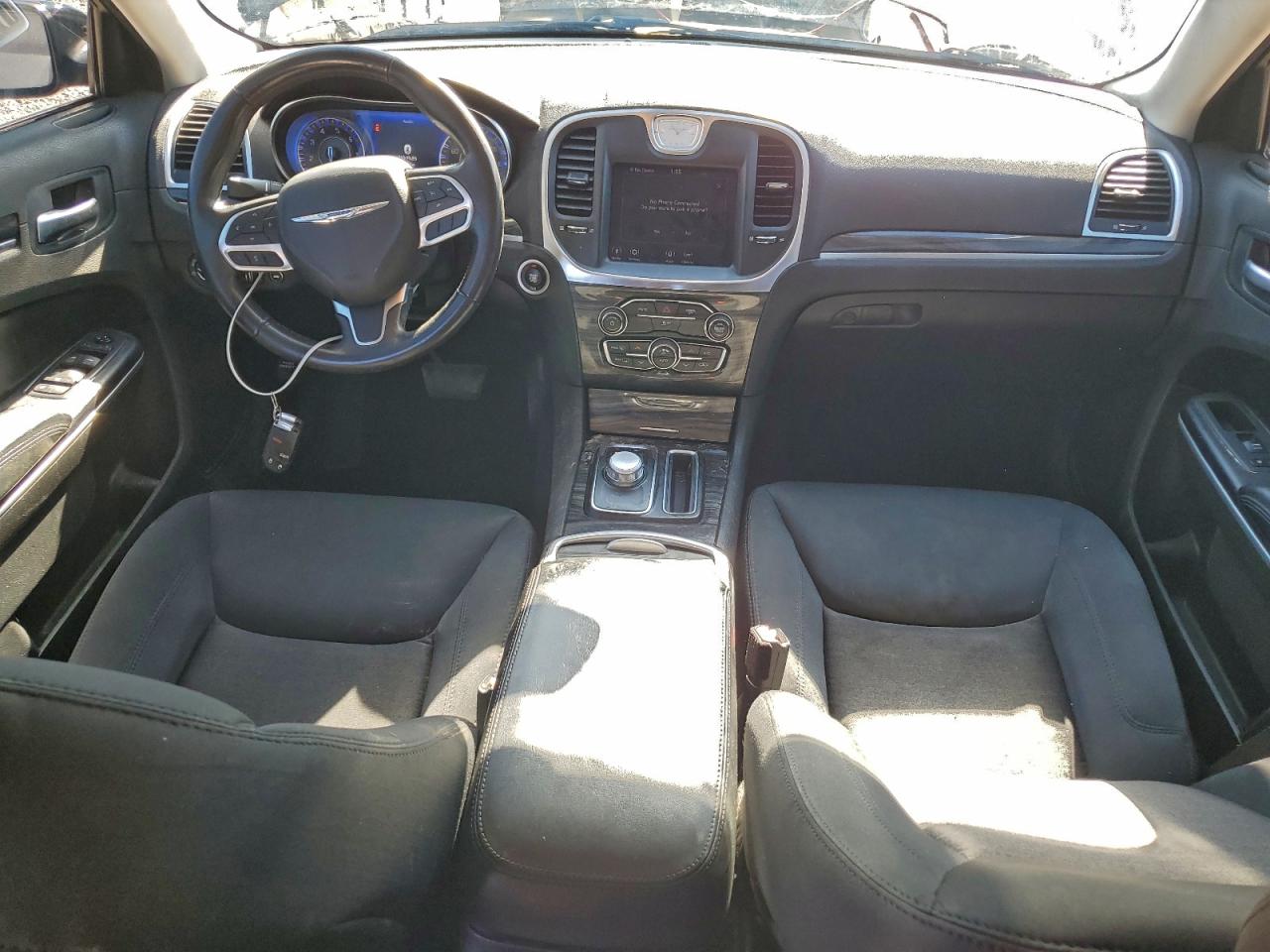 2020 Chrysler 300 Touring VIN: 2C3CCAAG7LH239328 Lot: 93689505