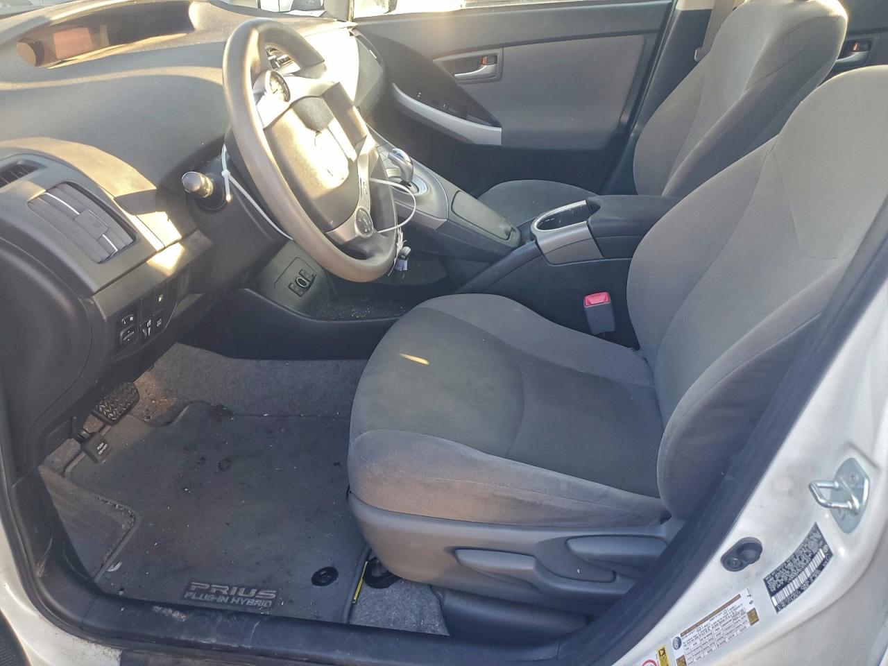 2013 Toyota Prius Plug-In VIN: JTDKN3DP5D3032854 Lot: 92932995