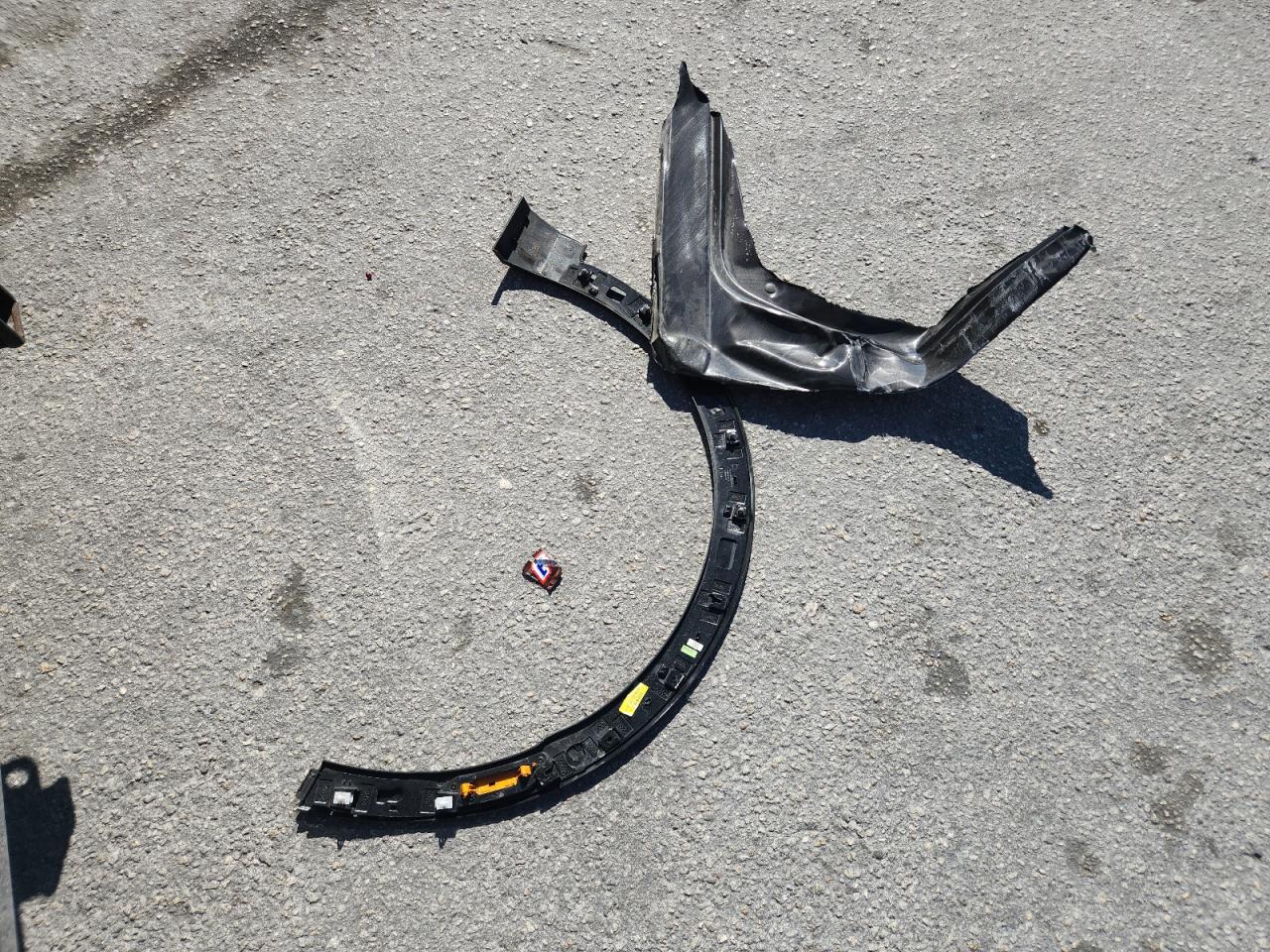 2021 Chevrolet Silverado K1500 Lt VIN: 3GCUYDET8MG263813 Lot: 93231135