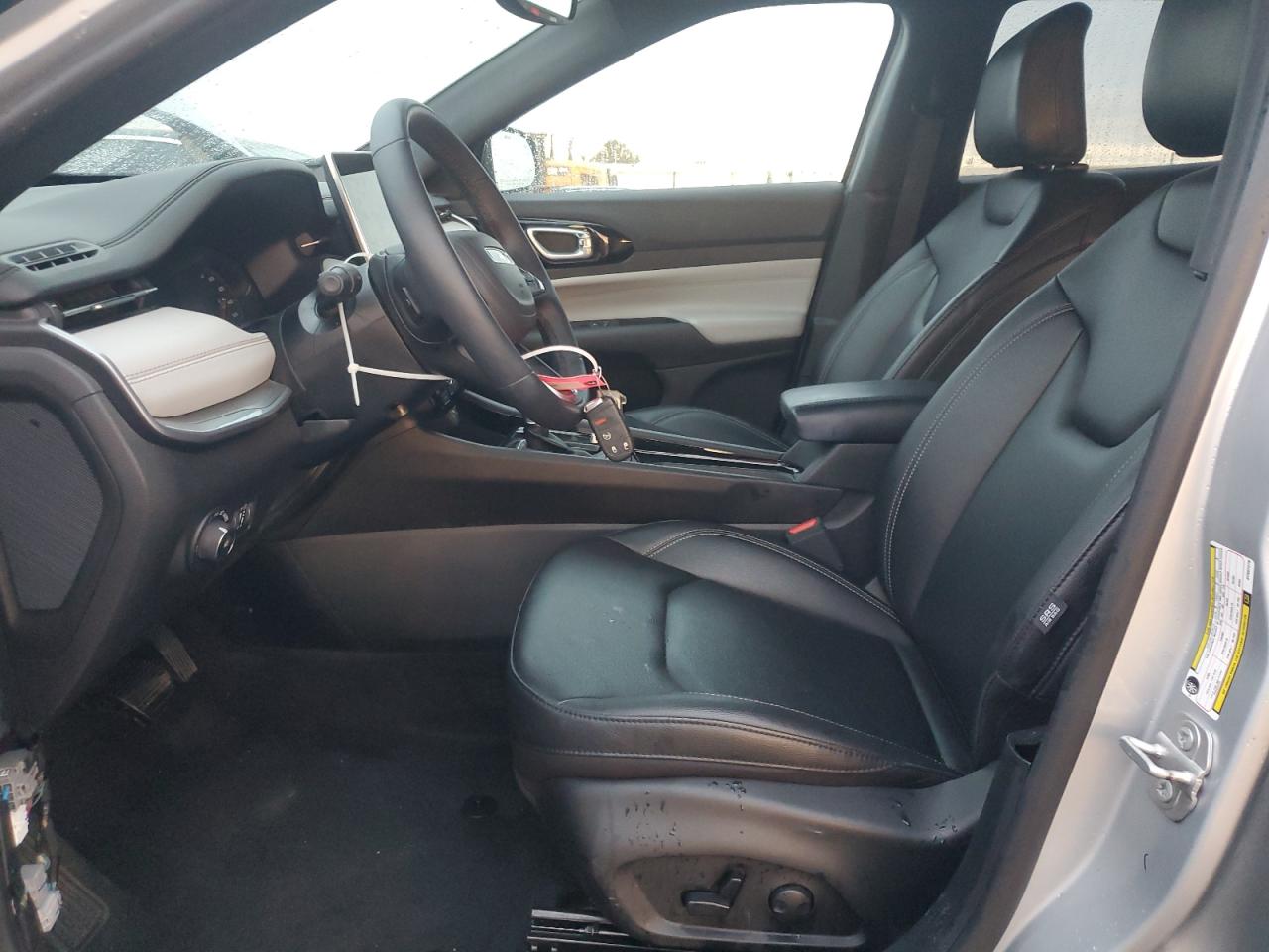 2025 Jeep Compass Limited VIN: 3C4NJDCNXST507270 Lot: 93077455