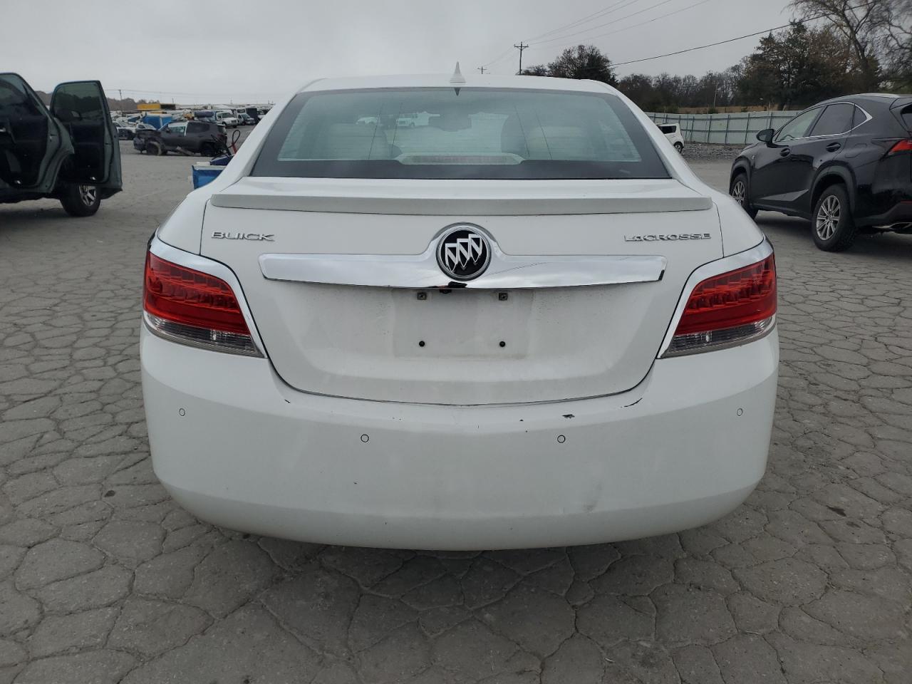 2013 Buick Lacrosse VIN: 1G4GC5ER8DF125708 Lot: 92041375