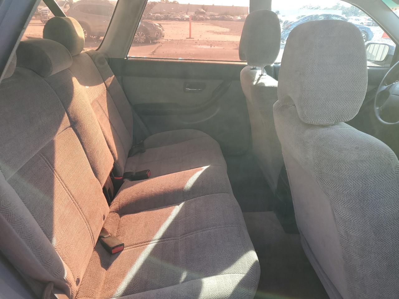 2002 Subaru Legacy L VIN: 4S3BH635127307344 Lot: 92121505