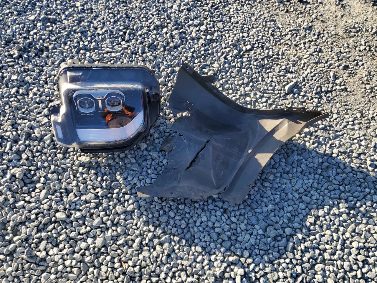 2004 Ford Explorer Xls VIN: 1FMZU72K54ZA73493 Lot: 92523555