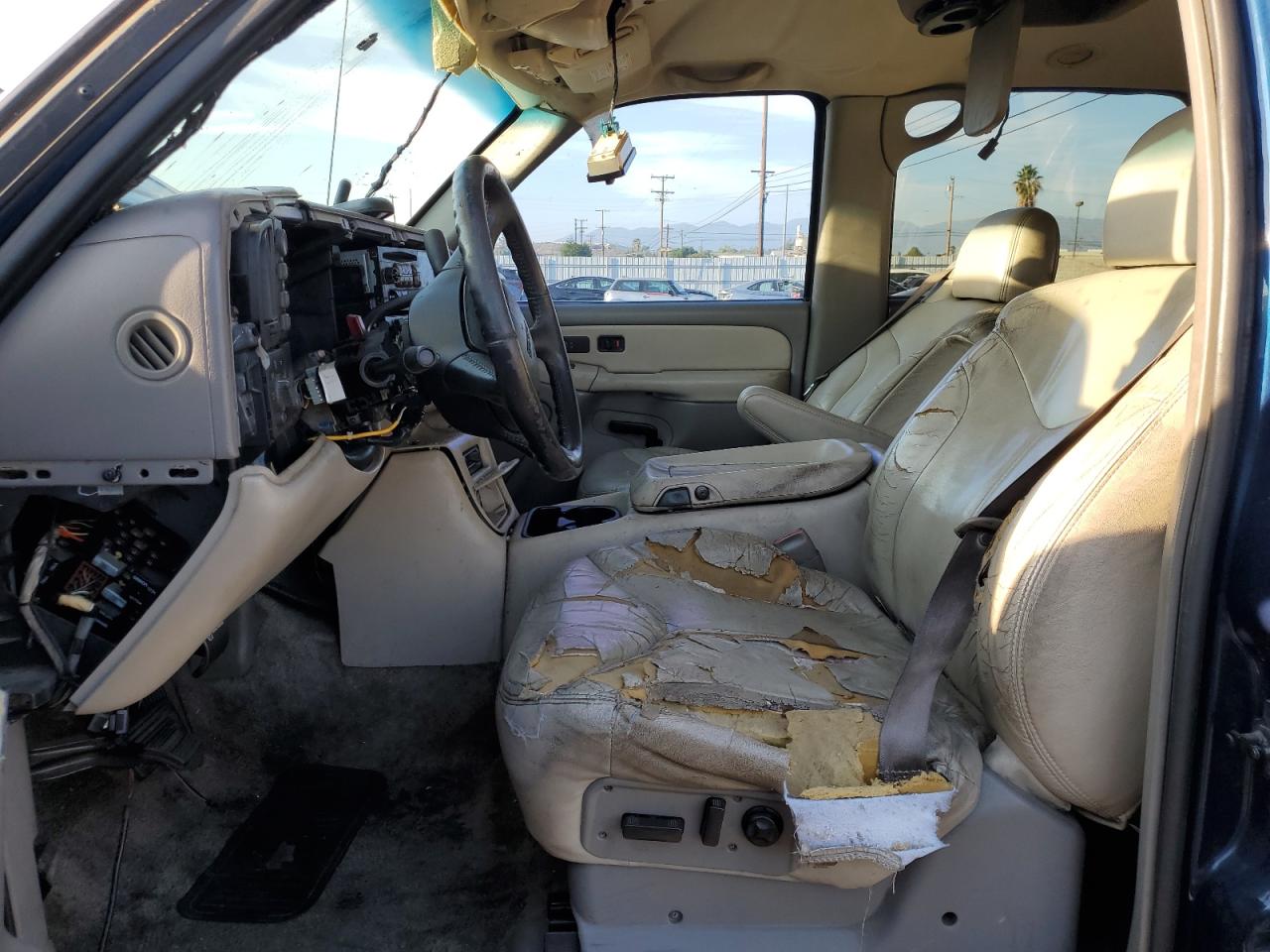 2001 GMC Yukon Xl K2500 VIN: 3GKGK26U71G158237 Lot: 91288555