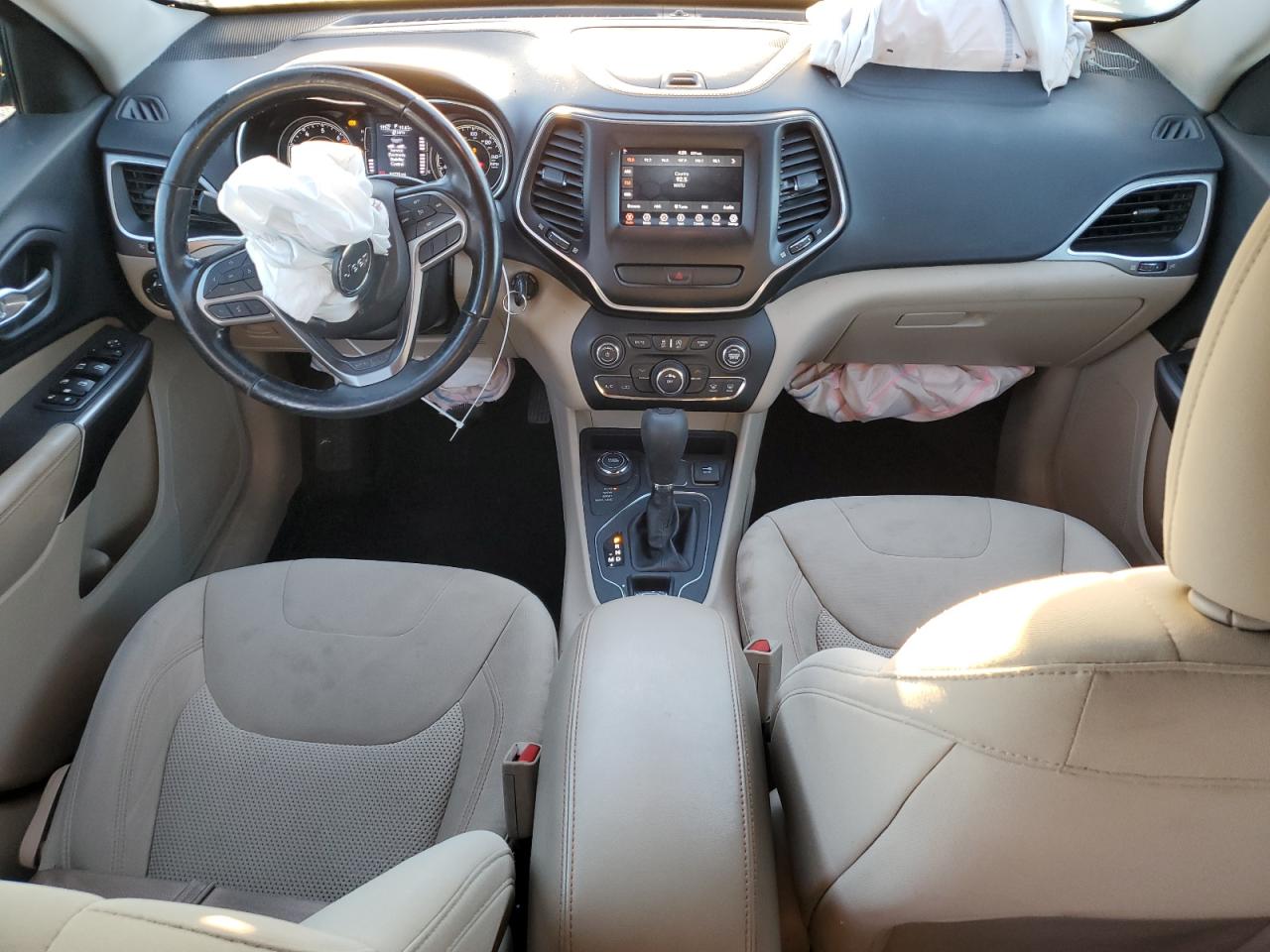 2020 Jeep Cherokee Latitude VIN: 1C4PJMCB0LD555513 Lot: 91432075