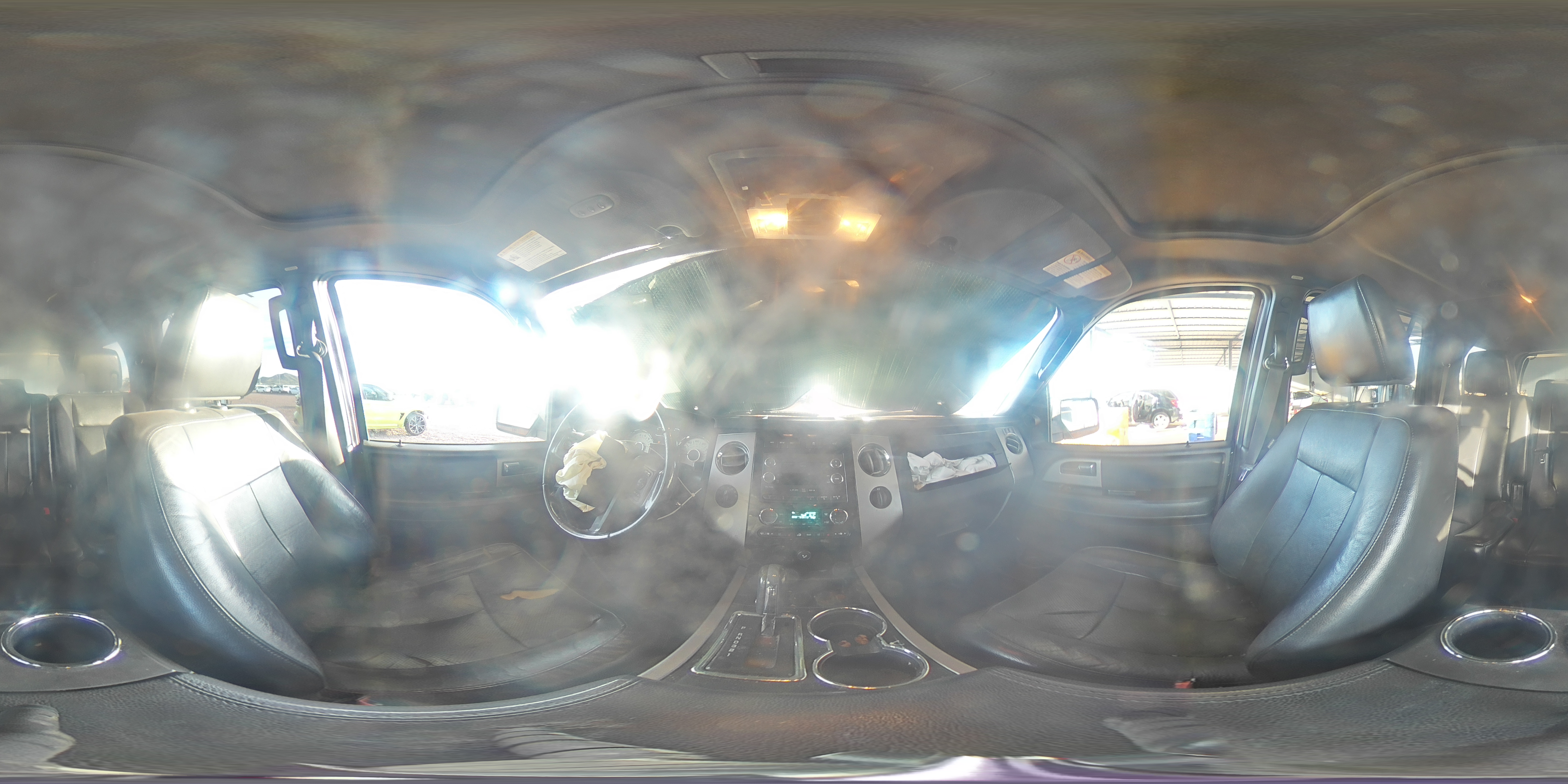 2011 Ford Expedition Limited VIN: 1FMJU2A55BEF05709 Lot: 92227375