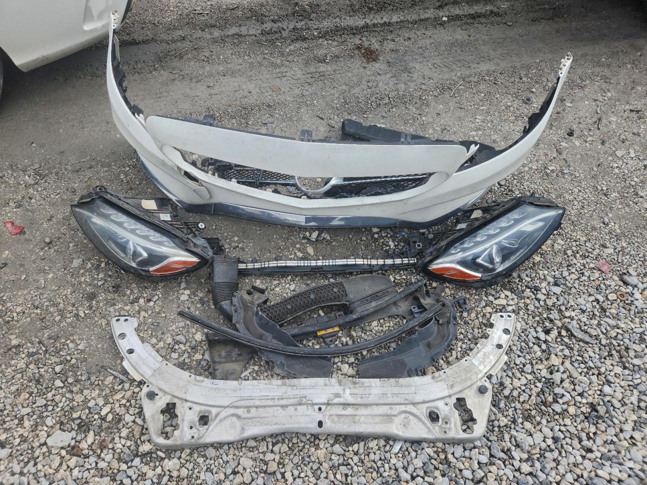 2016 Mercedes-Benz C 300 4Matic VIN: WDDWF4KB8GR143207 Lot: 93838205