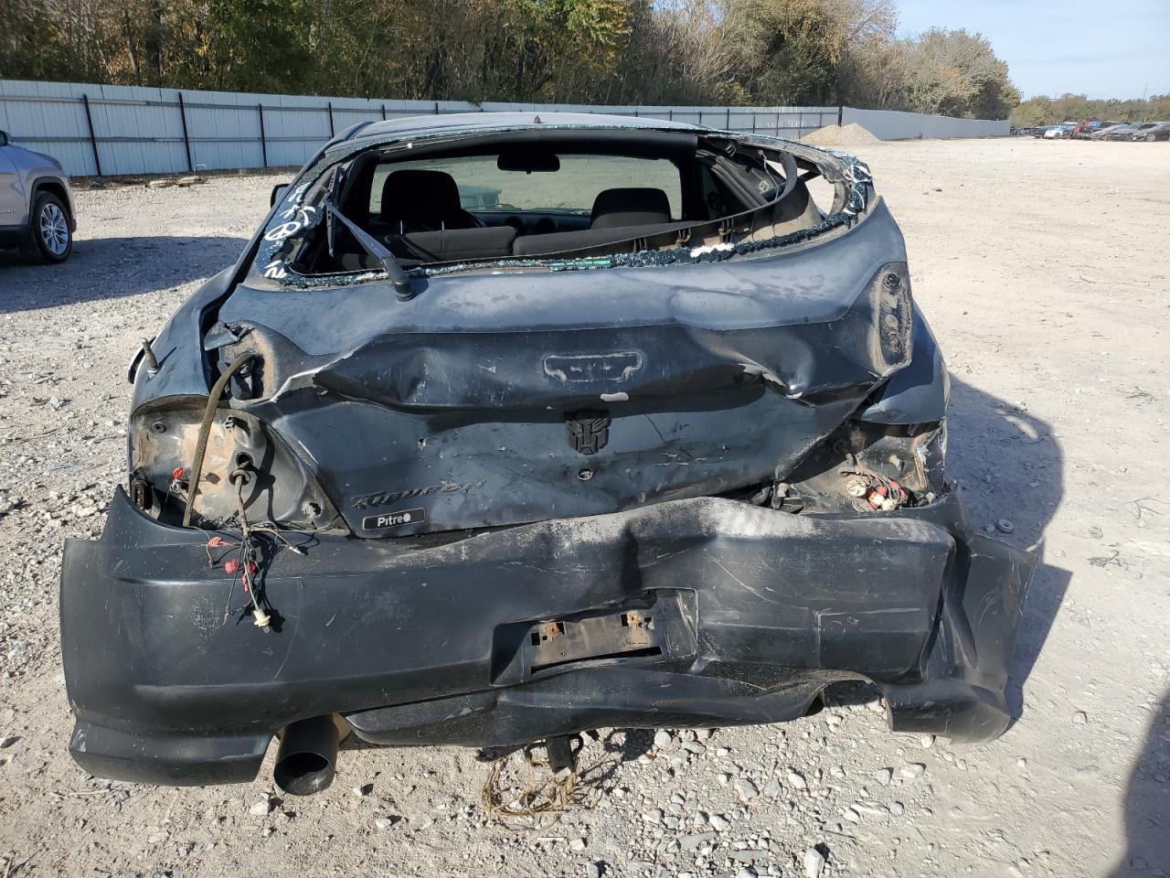 2004 Hyundai Tiburon VIN: KMHHM65D44U128600 Lot: 92377005