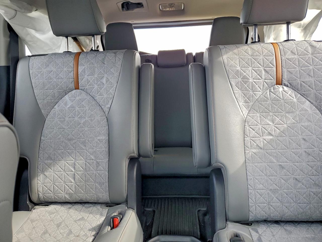 2023 Toyota Highlander Hybrid Bronze Edition VIN: 5TDABRCH5PS572659 Lot: 93814305