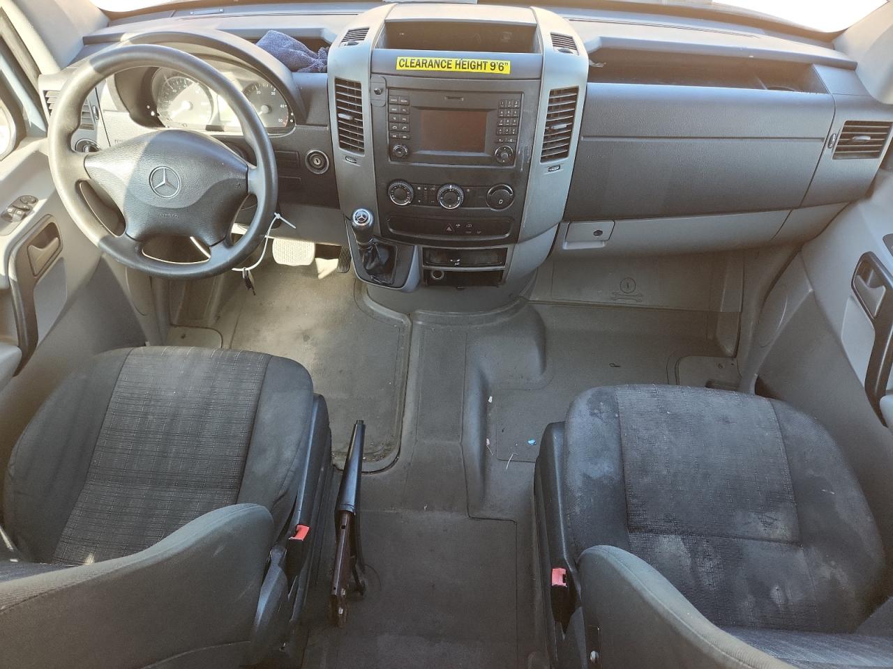 2018 Mercedes Benz Sprinter 2500 Delivery Van VIN: WD3PE7CD0JP636346 Lot: 92024805