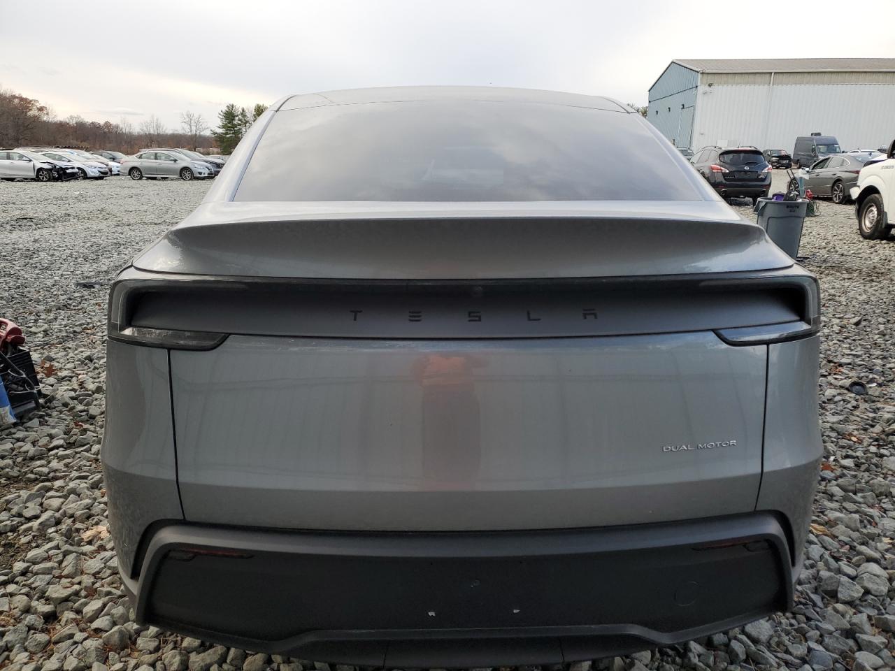 2026 Tesla Model Y VIN: 7SAYGDEE6TA477287 Lot: 93031125