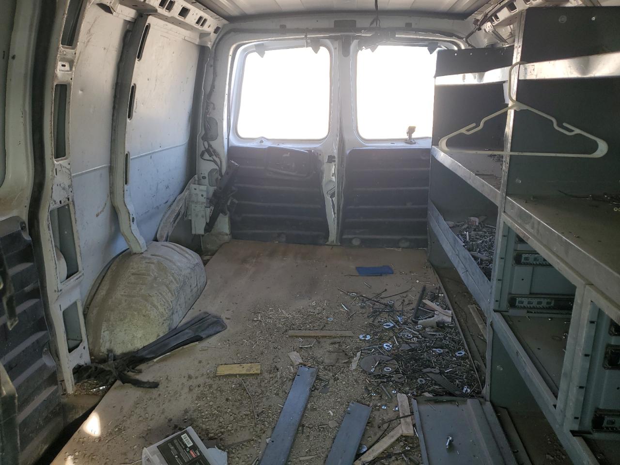 2019 Chevrolet Express G2500 Delivery Van VIN: 1GCWGAFG0K1326880 Lot: 93756115