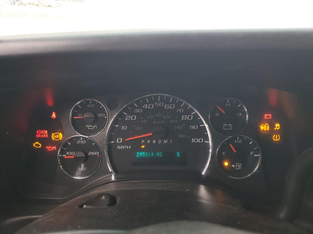 2011 Chevrolet Express G2500 Delivery Van VIN: 1GCWGGFA5B1130366 Lot: 93232235