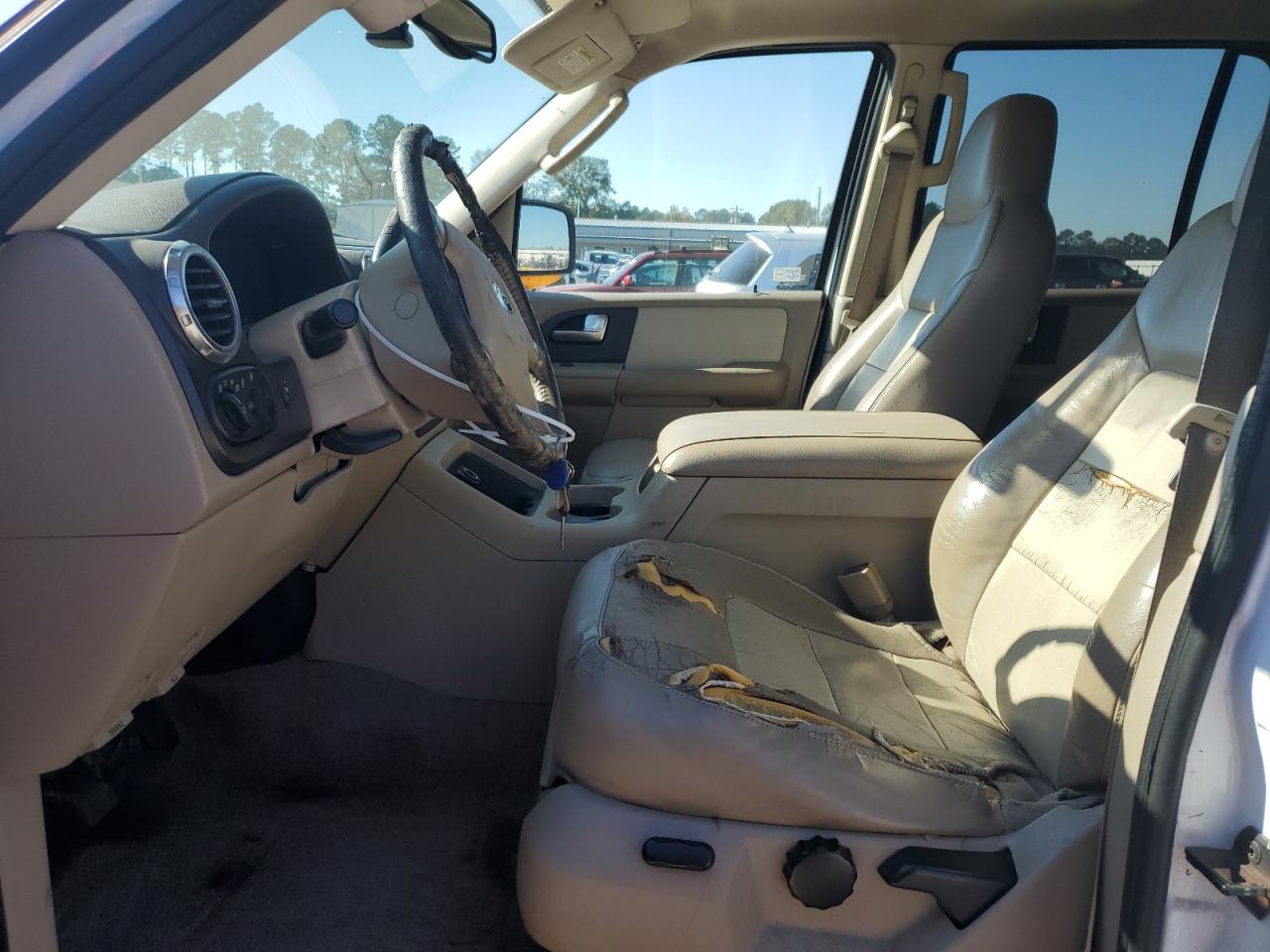 2004 Ford Expedition Eddie Bauer VIN: 1FMRU17W64LB29193 Lot: 90674025