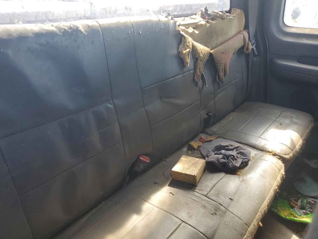 2002 Ford F150 VIN: 1FTRX17232NB18629 Lot: 92652485