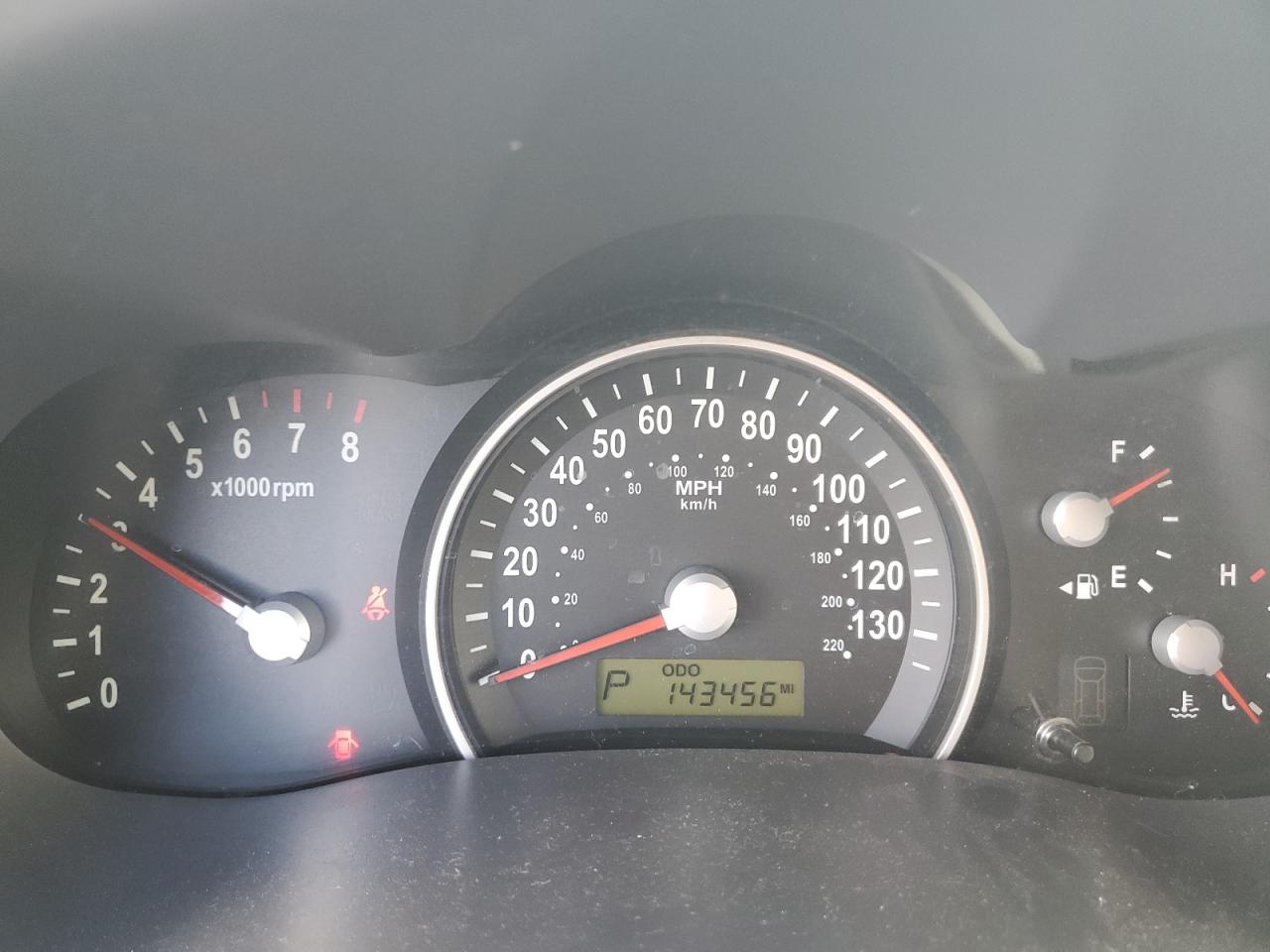 2008 Kia Sedona Ex VIN: KNDMB233986207752 Lot: 92447935