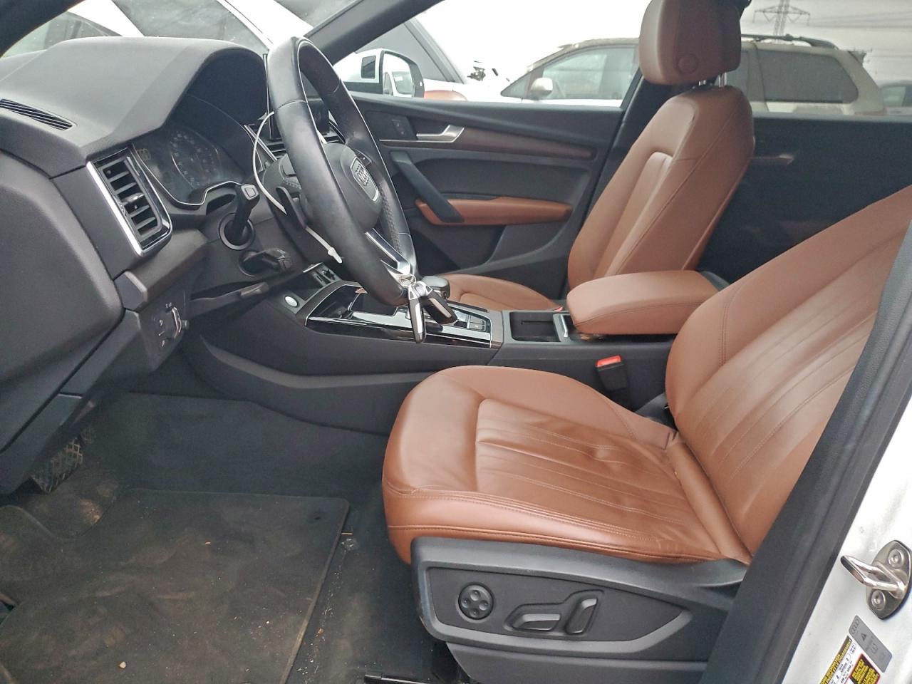 2021 Audi Q5 Premium VIN: WA1AAAFY0M2010827 Lot: 93721715