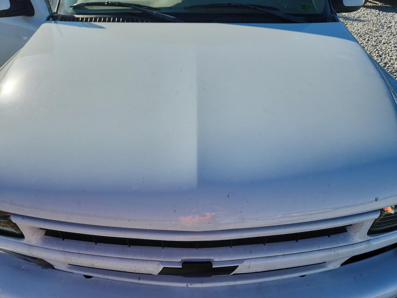 2002 Chevrolet Tahoe K1500 VIN: 1GNEK13Z92R330094 Lot: 91575605