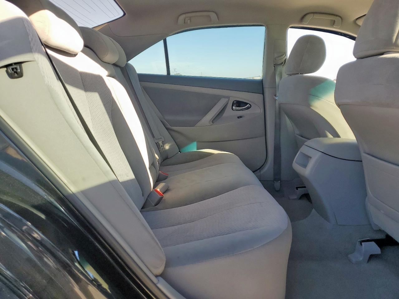 2010 Toyota Camry Base VIN: 4T4BF3EK5AR052206 Lot: 92446205