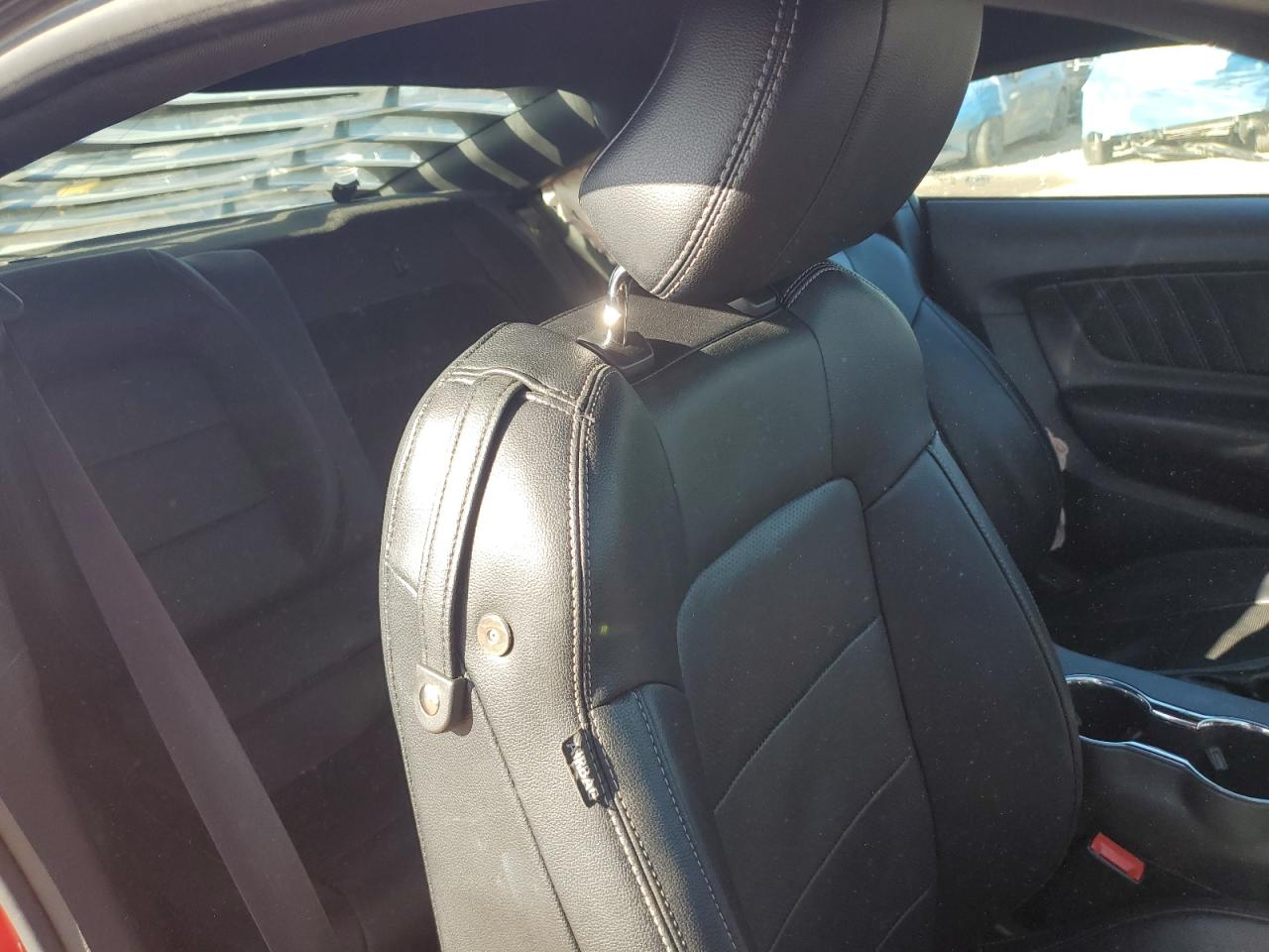 2016 Ford Mustang VIN: 1FA6P8TH8G5208281 Lot: 92510085