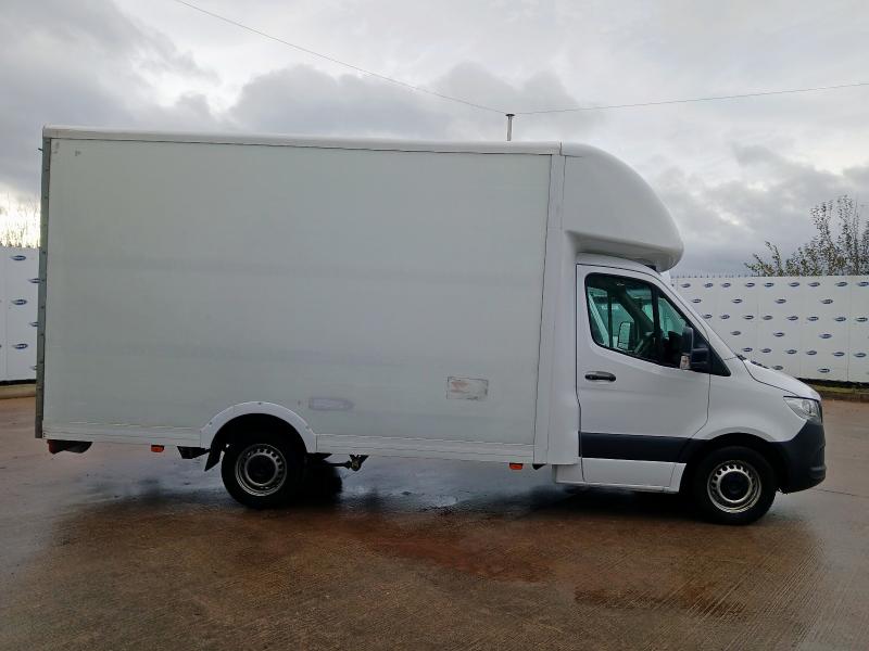 2021 MERCEDES BENZ SPRINTER P