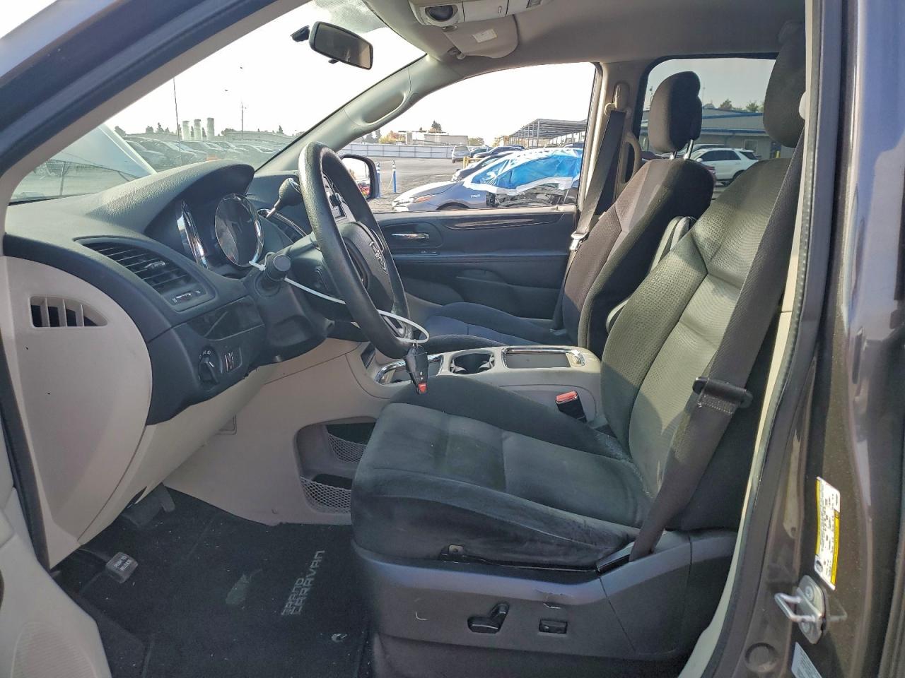 2015 Dodge Grand Caravan Sxt VIN: 2C4RDGCGXFR556652 Lot: 93785955