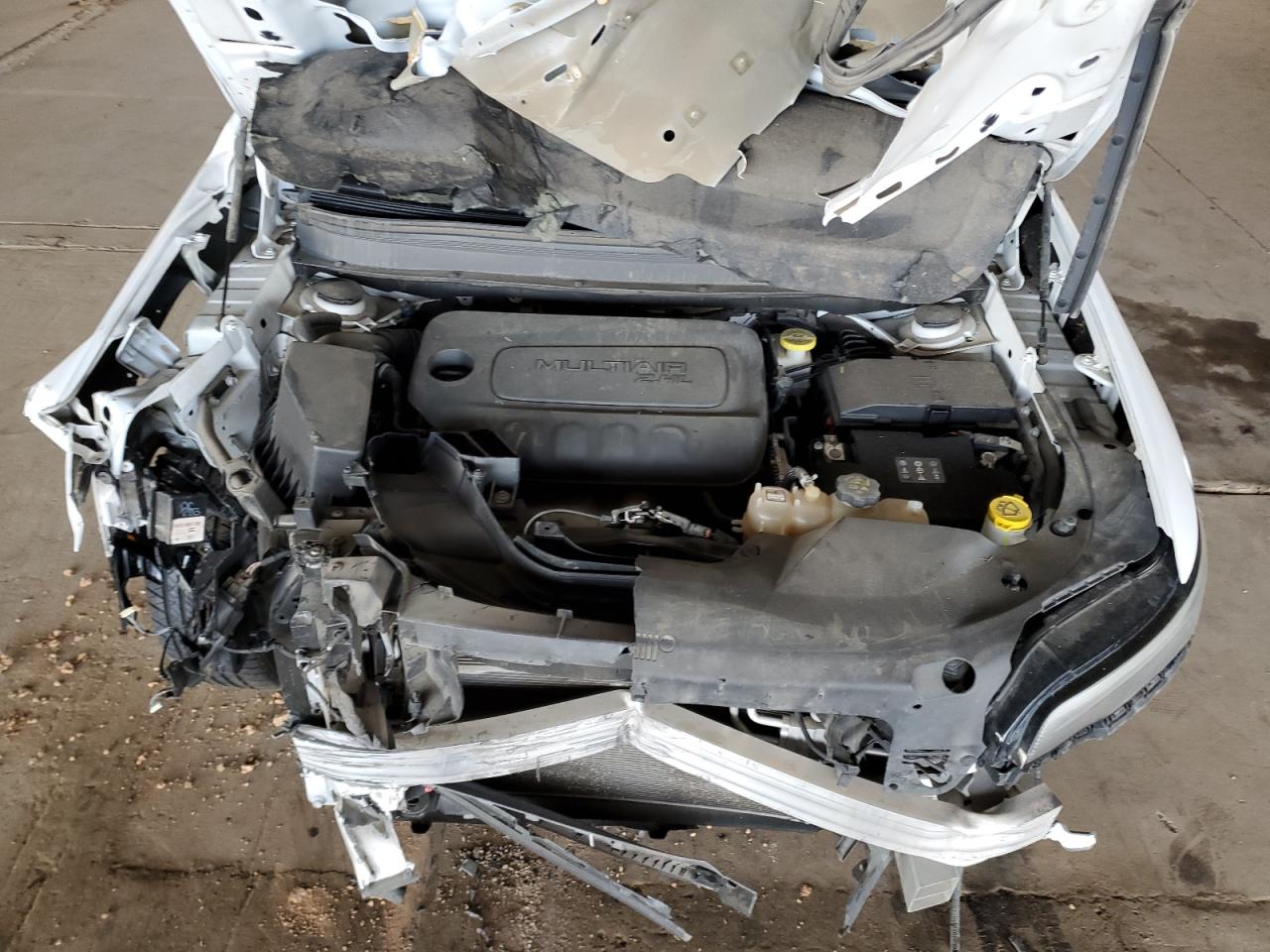 2019 Jeep Cherokee Latitude VIN: 1C4PJLCB8KD490435 Lot: 92873165