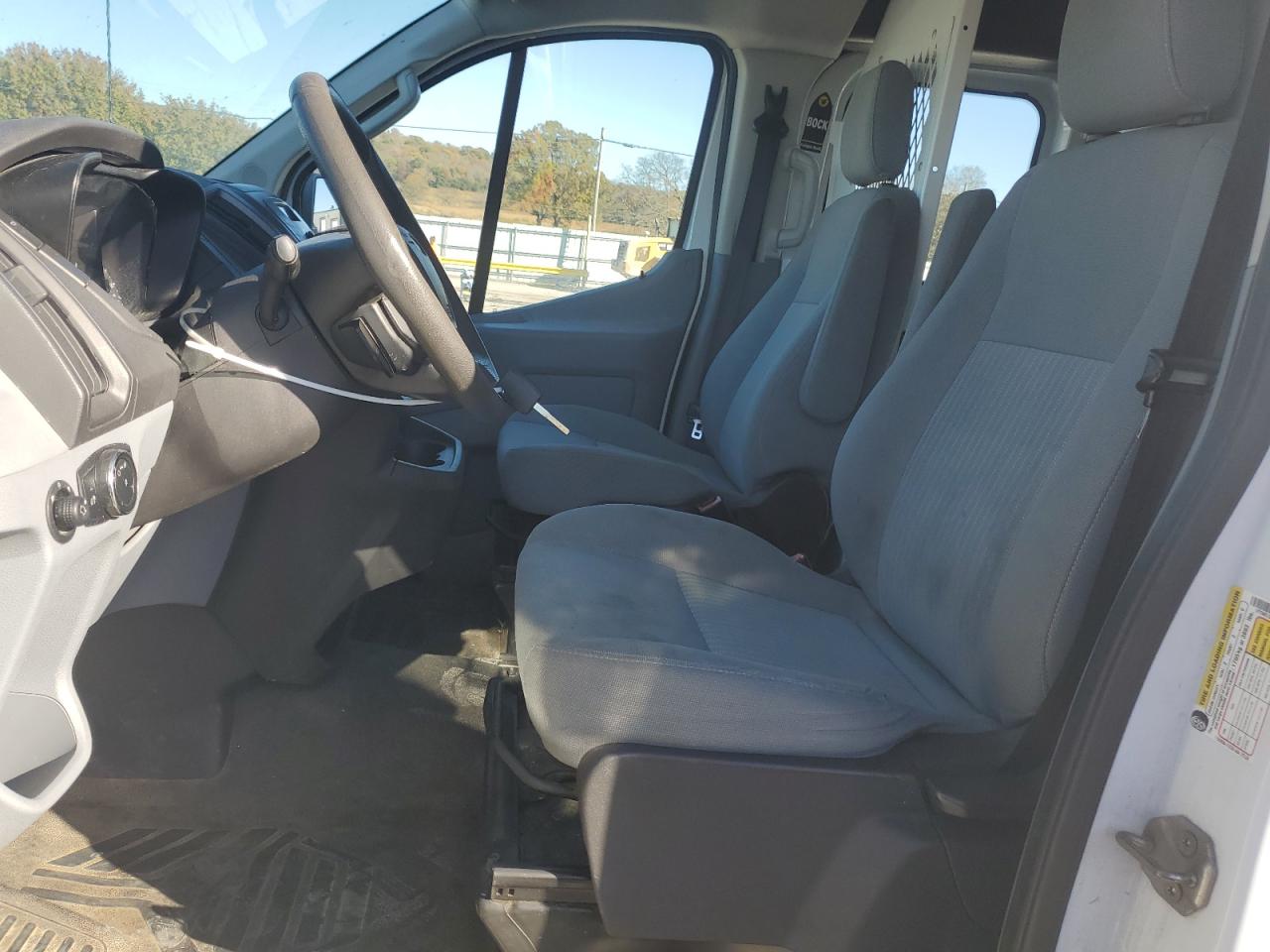 2015 Ford Transit T-250 VIN: 1FTNR1ZM4FKA68564 Lot: 91722085