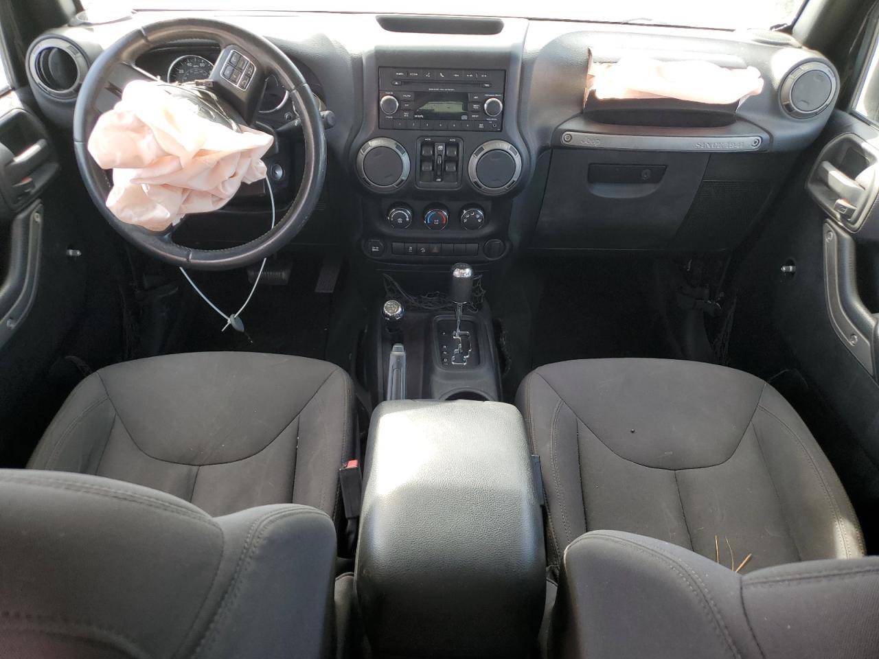 2015 Jeep Wrangler Unlimited Sport VIN: 1C4BJWDG0FL755155 Lot: 93191845