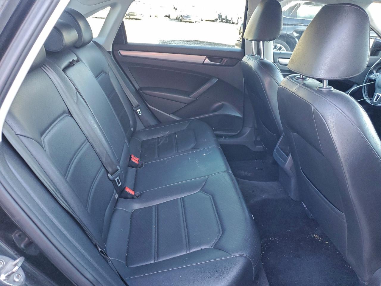 2015 Volkswagen Passat S VIN: 1VWAT7A31FC092897 Lot: 94449985