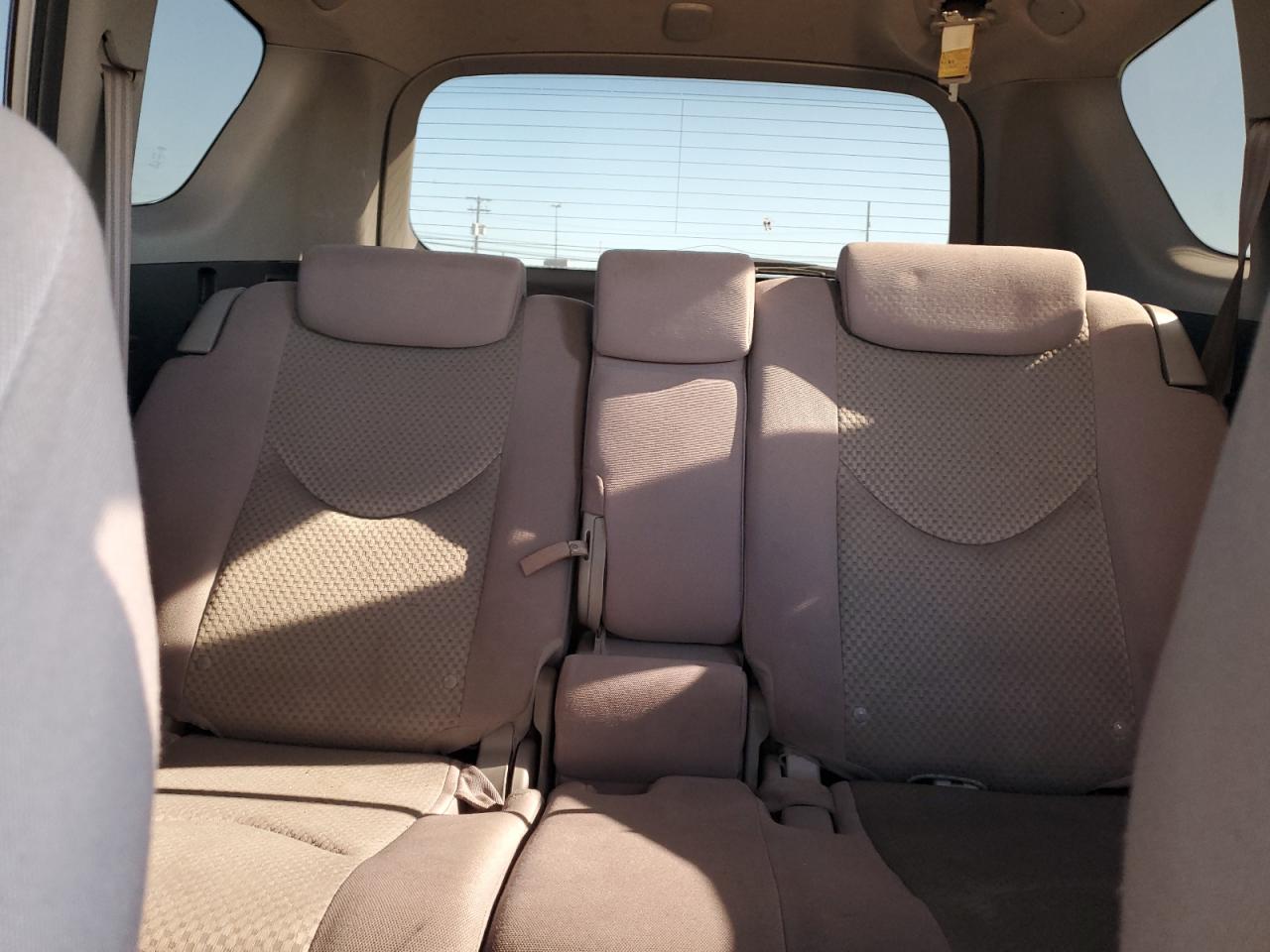 2007 Toyota Rav4 VIN: JTMBD33V276037824 Lot: 90517105