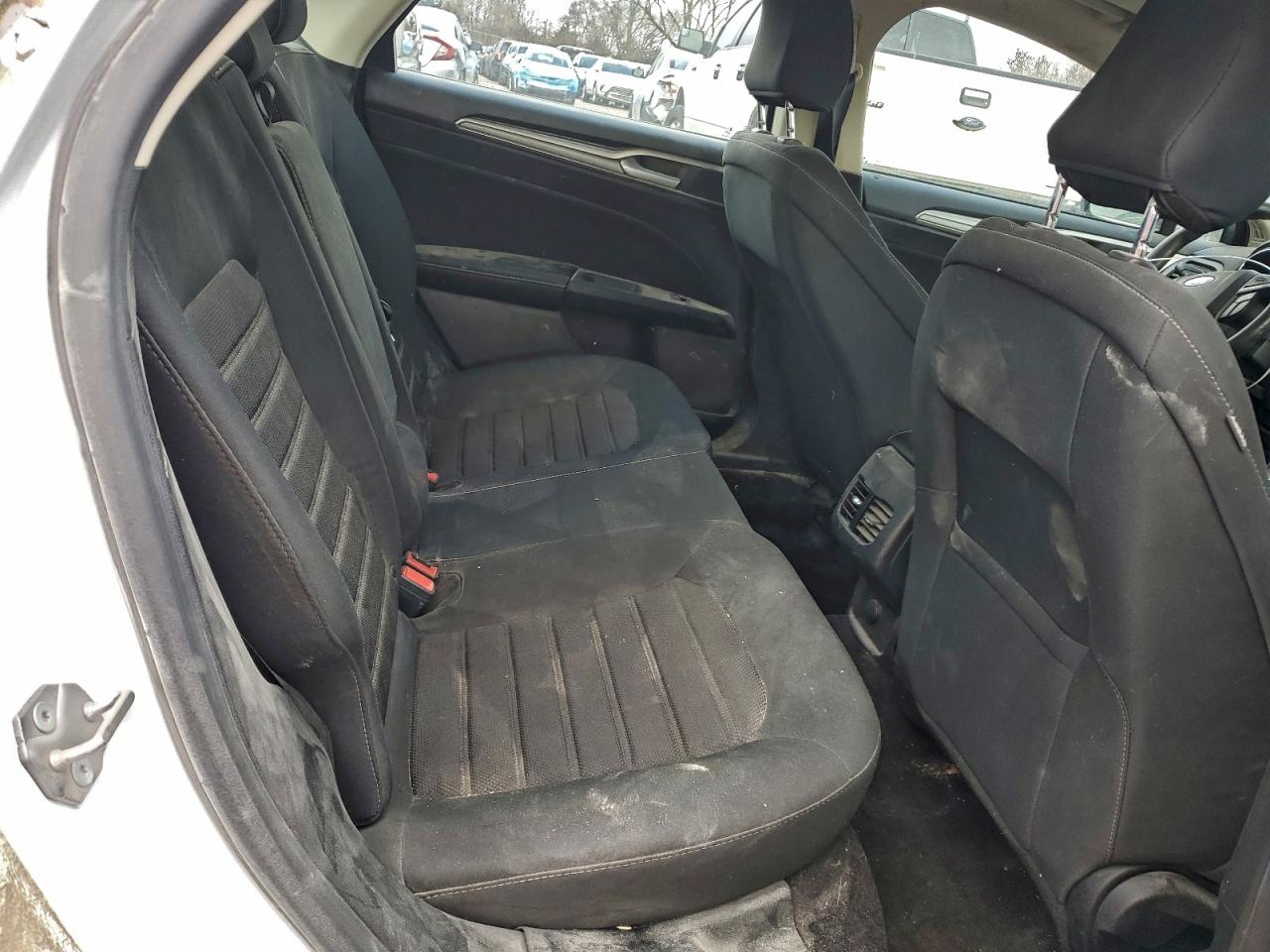 2020 Ford Fusion Se VIN: 3FA6P0LU9LR229811 Lot: 93964805