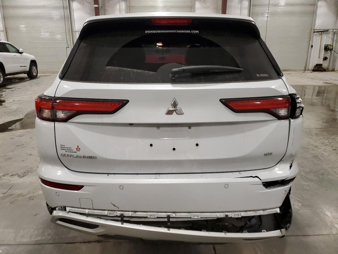 2024 Mitsubishi Outlander Se VIN: JA4J4VA83RZ008834 Lot: 92415565