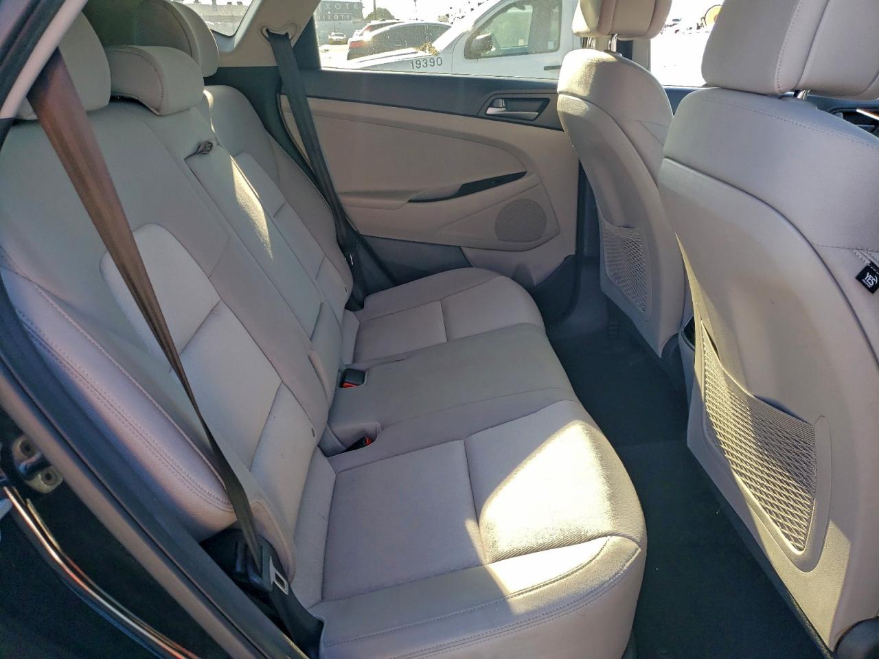 2017 Hyundai Tucson Limited VIN: KM8J33A29HU317904 Lot: 94480775