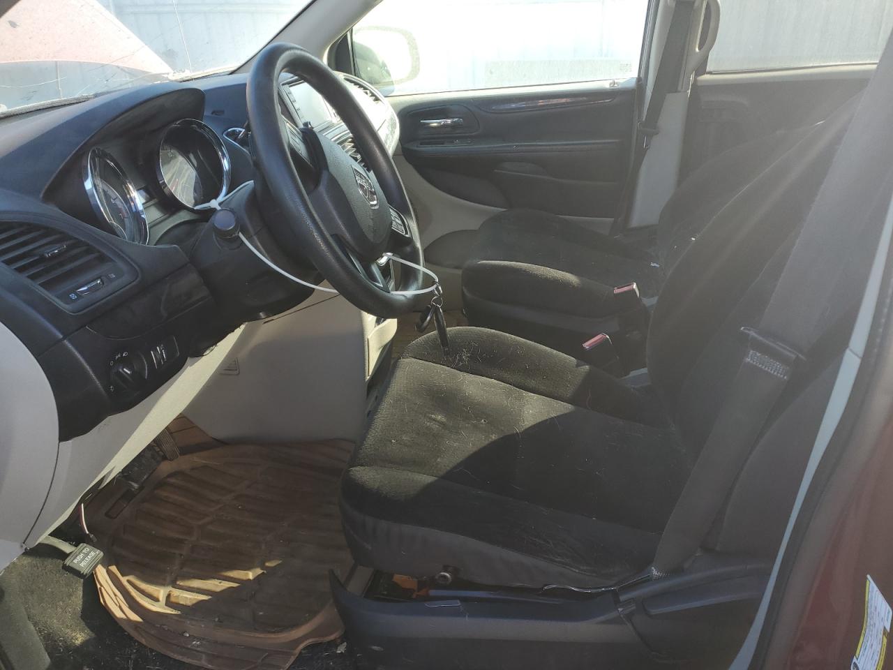 2018 Dodge Grand Caravan Se VIN: 2C4RDGBG8JR137340 Lot: 92057975