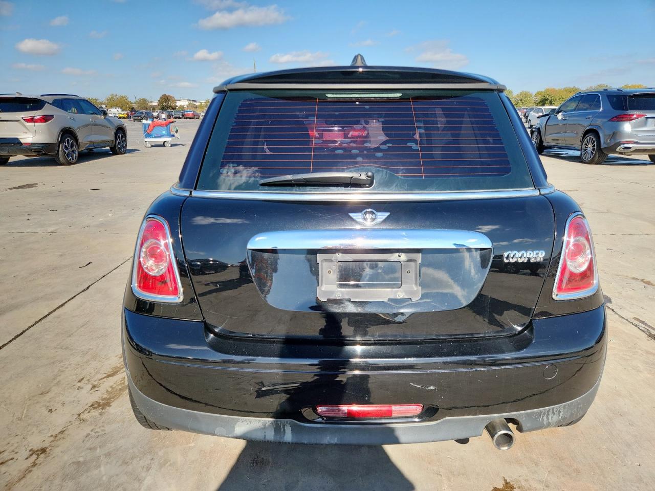 2013 Mini Cooper VIN: WMWSU3C55DT373798 Lot: 92925735