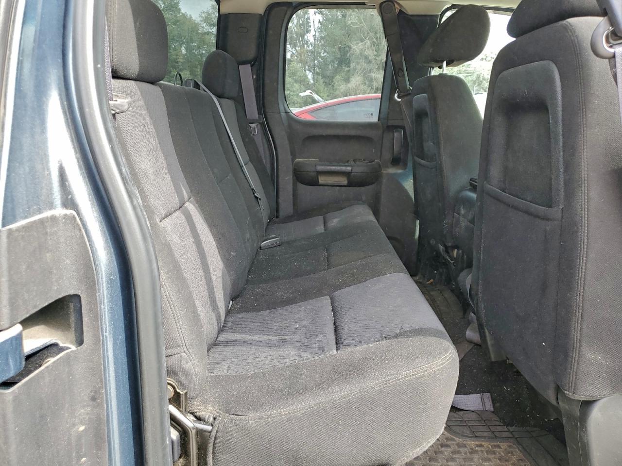 2011 Chevrolet Silverado K1500 Ls VIN: 1GCRKREA4BZ150599 Lot: 94589885