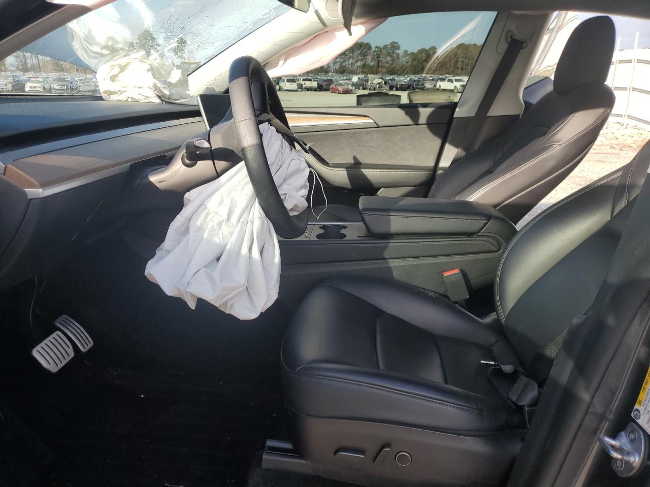 2022 Tesla Model Y VIN: 7SAYGDEF5NF531502 Lot: 93368495