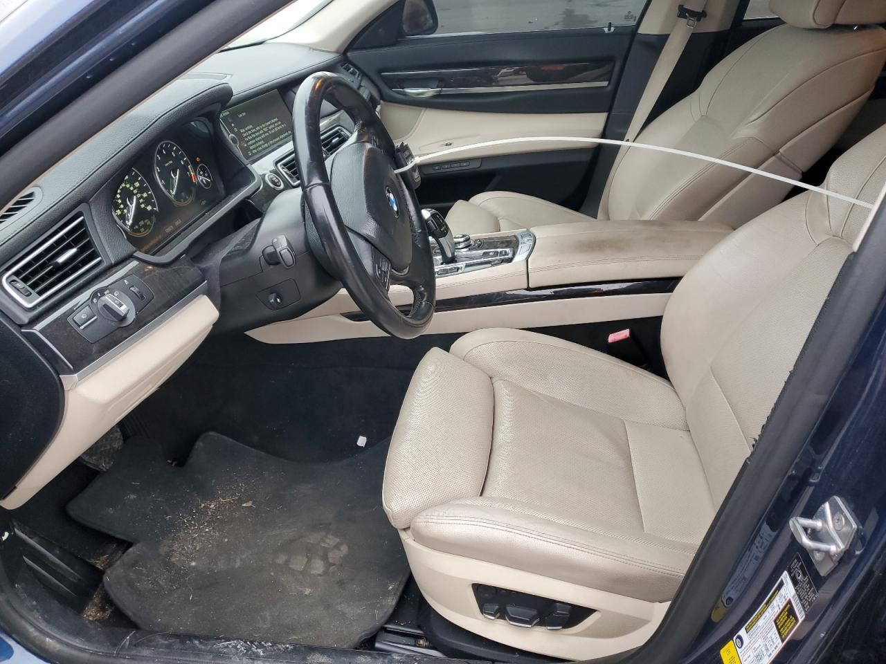 2012 BMW 740 I VIN: WBAKA4C55CC613381 Lot: 93689325