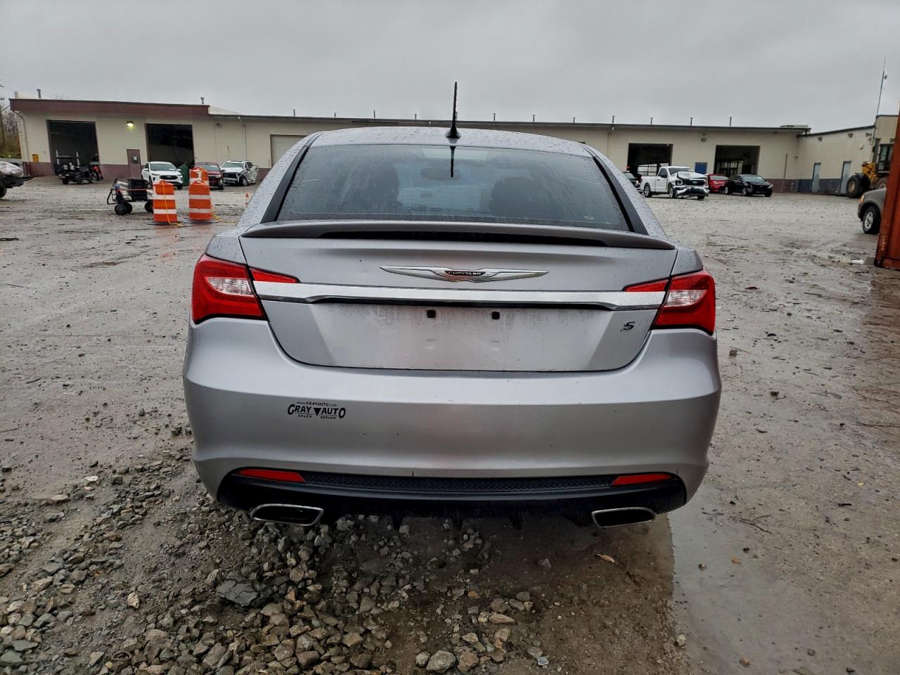 2013 Chrysler 200 Limited VIN: 1C3CCBCG4DN737756 Lot: 93655715