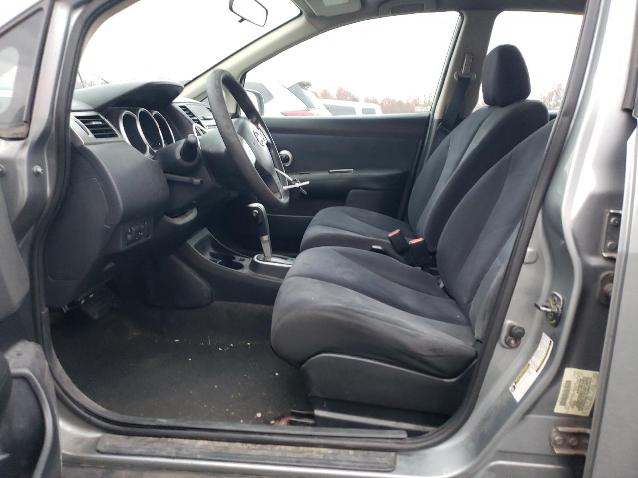 2009 Nissan Versa S VIN: 3N1BC13E59L465700 Lot: 92242575