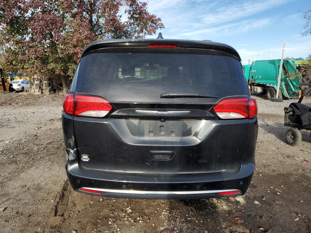 2020 Chrysler Pacifica Touring L VIN: 2C4RC1BG2LR271179 Lot: 90834595