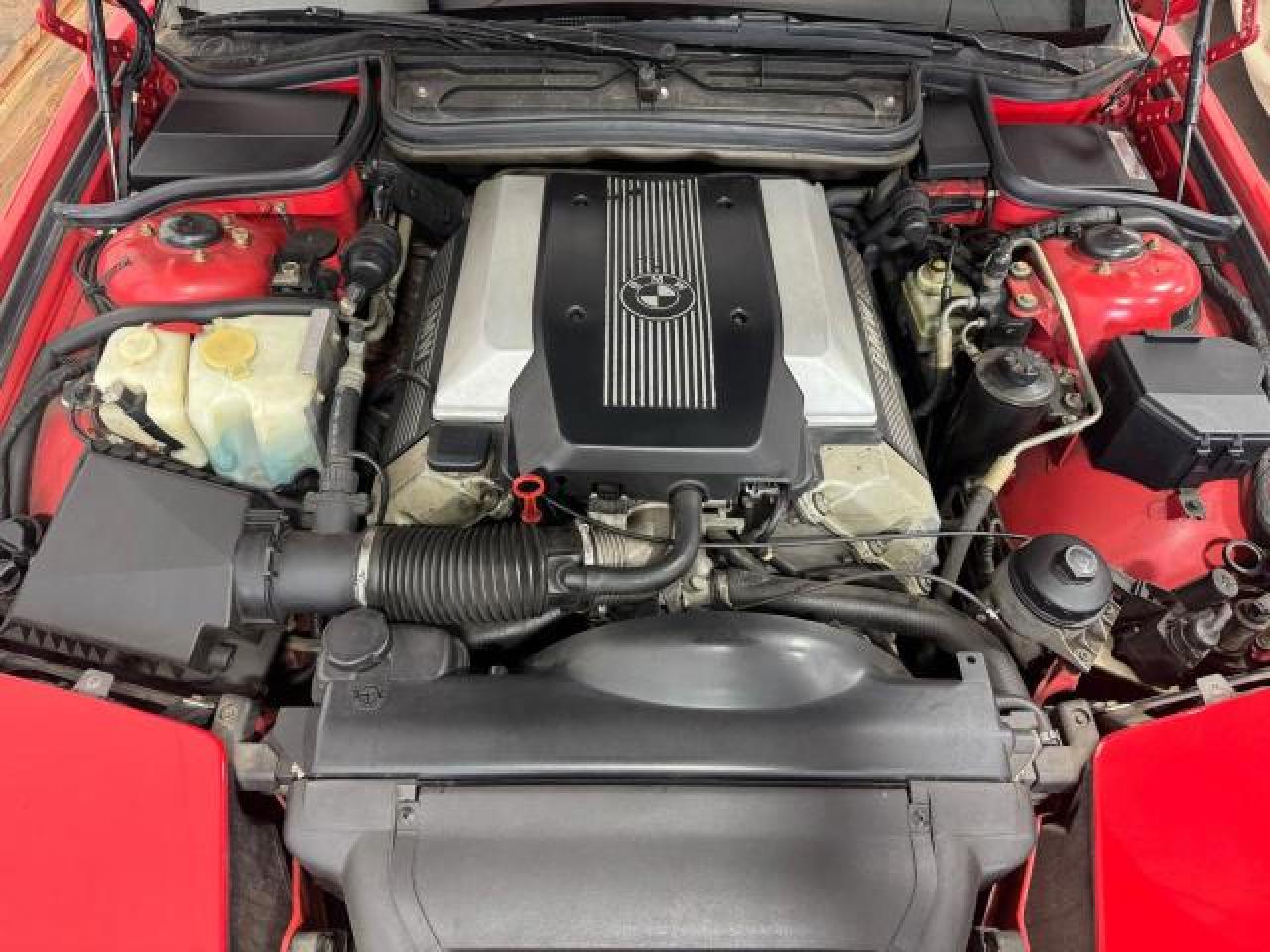 Фото: WBAEF6323RCC89147