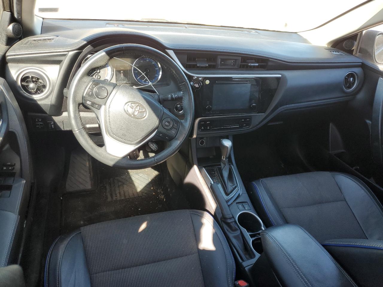 2018 Toyota Corolla L VIN: 2T1BURHE6JC080297 Lot: 91266705